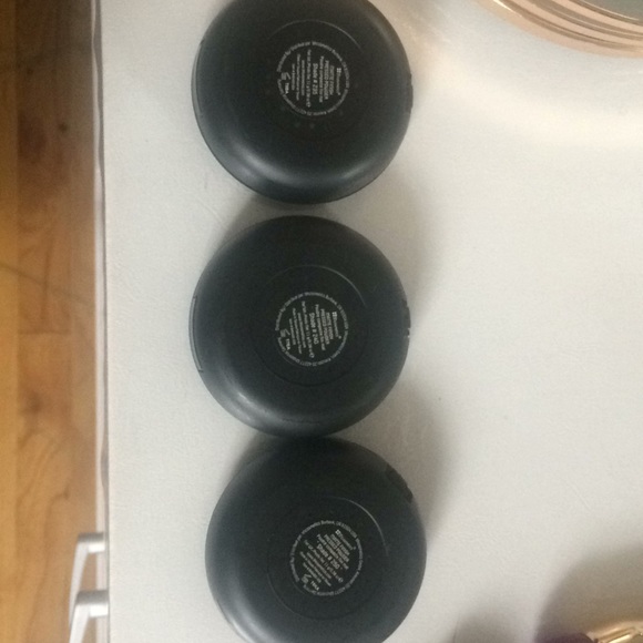 Bh Cosmetics foundation powder - Picture 3 of 3